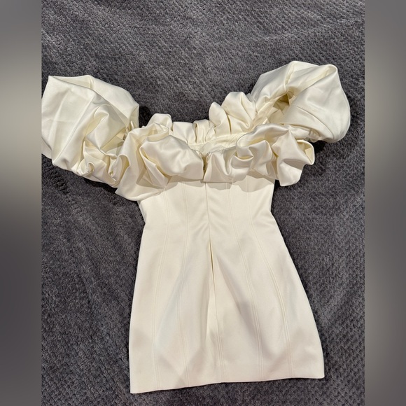 House of CB Selena Dress - Picture 3 of 6